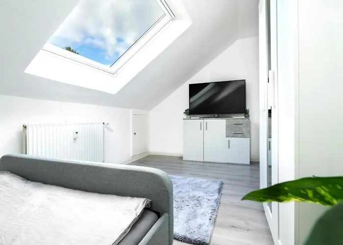 Lejlighed 2,5-zimmer Inkl Arbeitsplatz, Wlan & Free Netflix, Amazon-free Parken Vollausgestattete Wohnung, 24h Check In *