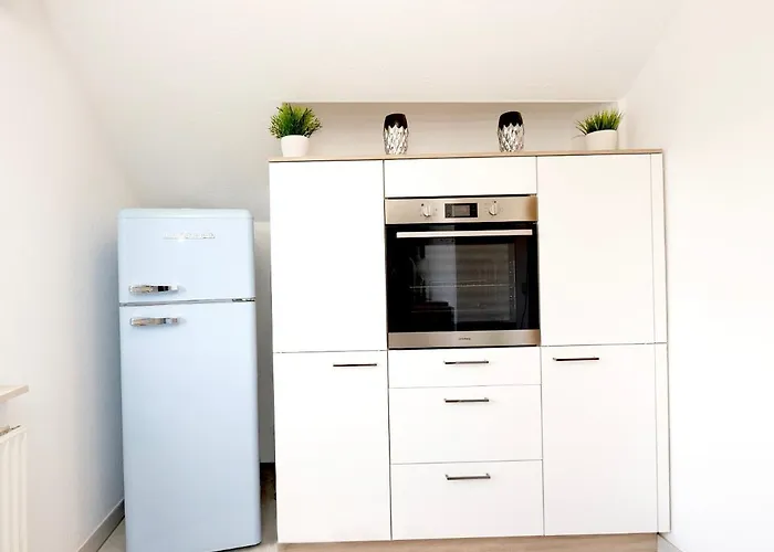 2,5-zimmer Inkl Arbeitsplatz, Wlan & Free Netflix, Amazon-free Parken Vollausgestattete Wohnung, 24h Check In Appartement *